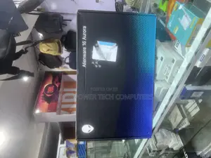 New Laptop Dell Alienware X16 32GB Intel Core Ultra 9 SSD 2T
