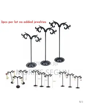 Earing Stands