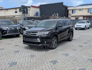 Toyota Highlander 2016 Black