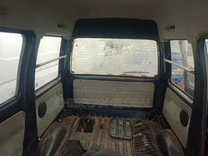 Bus 2000 Blue