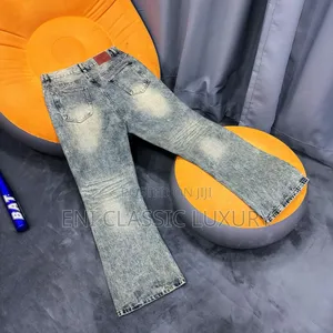 Pure Quality Luxury Cargo Jeans 👖 Well Branded