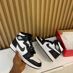 Nike Air Jordan 1 Og High Top Sneakers