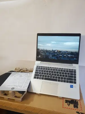 New Laptop HP EliteBook 745 G5 16GB Intel Core I5 SSD 512GB