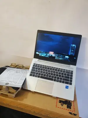 New Laptop HP EliteBook 745 G5 16GB Intel Core i5 SSD 1T