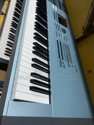 Quality Yamaha Motif Xs8 Workstation Keyboard/Piano