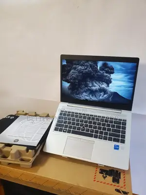 New Laptop HP EliteBook 745 G6 8GB Intel Core i5 SSD 512GB