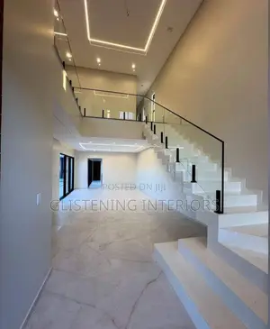 Staircase Design 10mm Tempered Plain Glass