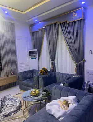 Quality Curtains With Antique Board Plain And Pattern
