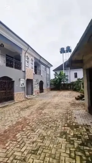 4bdrm Block of Flats in Nta Road Port for sale