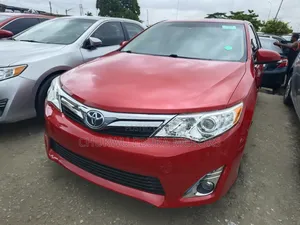 Toyota Camry LE 4dr Sedan (2.5L 4cyl 6A) 2014 Red