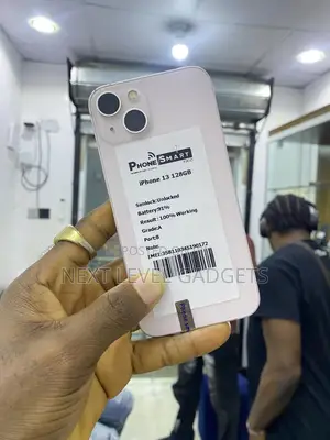 Apple iPhone 13 128 GB Pink