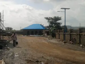 80 Watt Solar Street Light