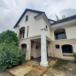 5bdrm Duplex in Utako for sale