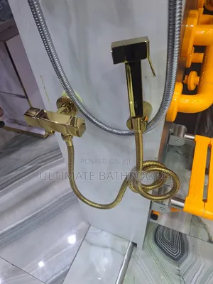Quality Gold Shattaf With Angle Valve