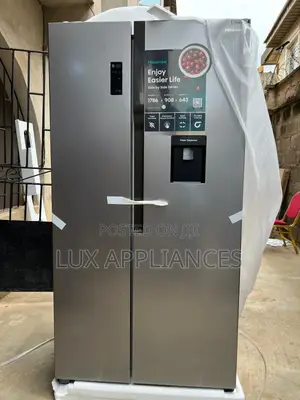 Hisense Side-by-Side Refrigerator With Water Dispenser
