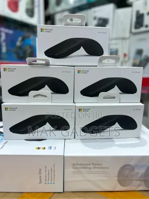 Microsoft Arc Mouse - Black. Sleek,Ergonomic Design