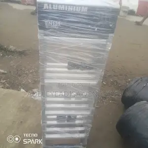 Aluminum Ladder 4 by 4