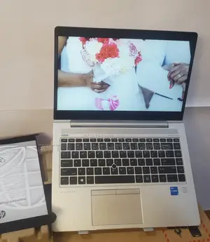 New Laptop HP ProBook 640 G3 32GB Intel Core i5 SSD 256GB