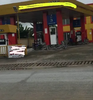 For Sale: Functional Filling Station Rumuigbo Junction Ph