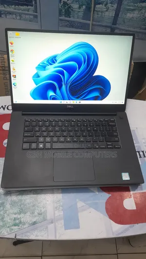 Laptop Dell Precision 15 5540 16GB Intel Core i5 SSD 256GB