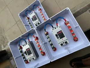 250a Busbar With Battery Breaker