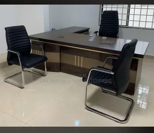 Standard Executive Table With Chairs