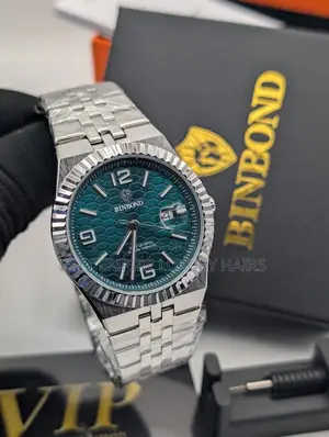 High Quality Luxury Binbond Strap Chain Wristwatch