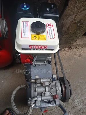 25 L Gasoline Air Compressor–Gx200 Engine Locally Assembled)