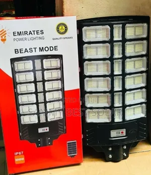 5000 Watt Emirates Power Solar Street Light
