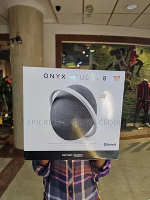 Onyx Studio 8 Wireless Bluetooth Speaker Harman/ Kardon