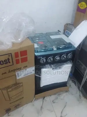 Premium Scanfrost 4-Burner Gas Cooker – Black Edition