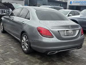 Mercedes-Benz C300 Sport 4Matic Sedan AWD (2.0L 4cyll 7A) 2016 Gray