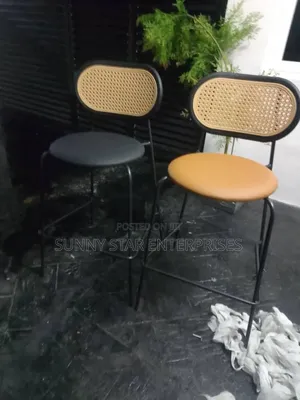 High Quality Bar Stools For Restaurants And Kitchens