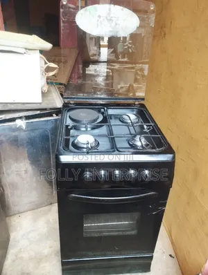 Three Burner Gas Cooker With Hotplate