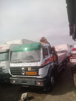 Mercedes Hiab Truck