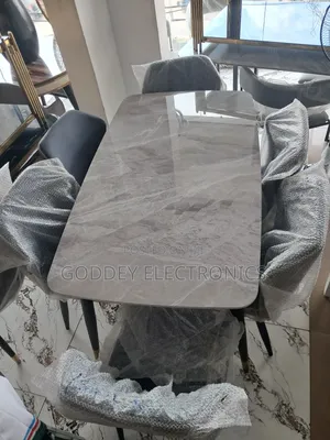 6 Chairs 1 Table of Dining Set