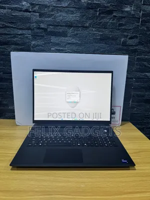 New Laptop Dell Alienware M18 R2 32GB Intel Core I9 SSD 4T