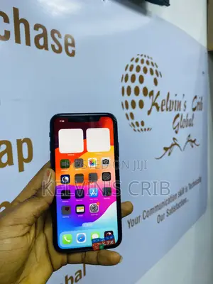 Apple iPhone 11 64 GB Black