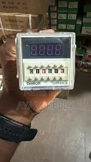 220vac Recycling Timer Omron Digital Timer 8 Pin With Base