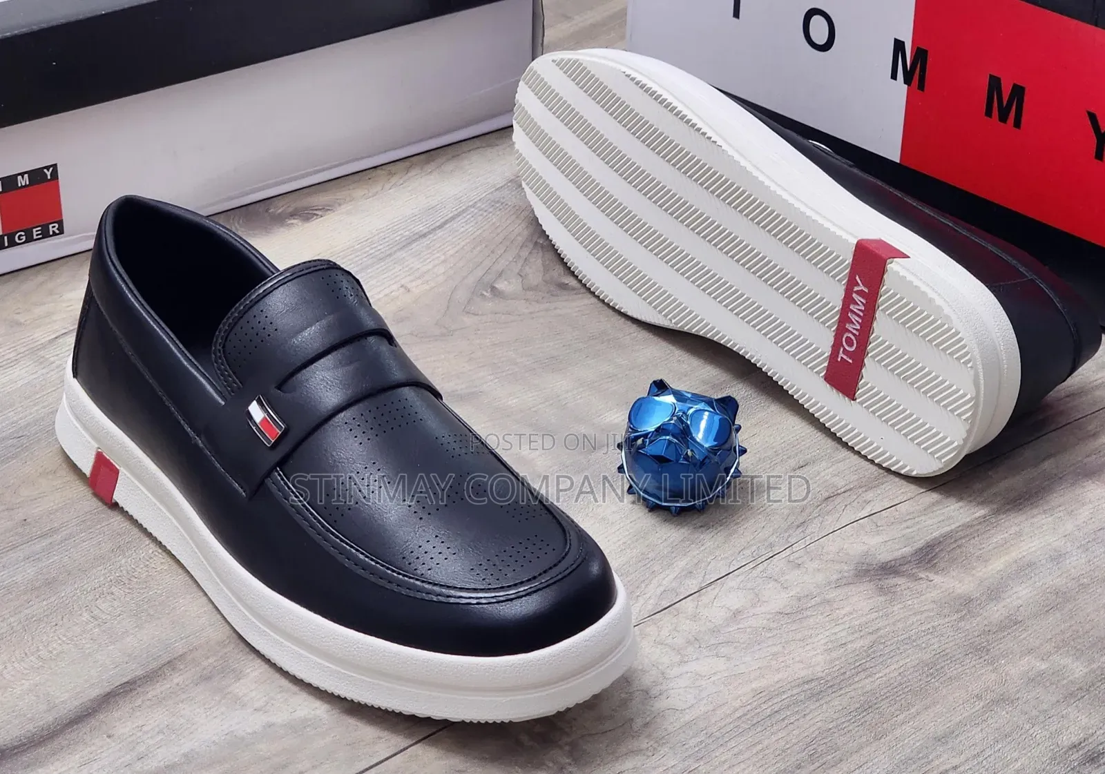 Tommy Hilfiger