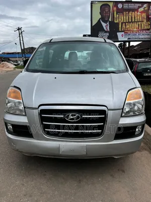 Hyundai H1 2005 Silver