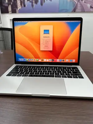 Laptop Apple MacBook Pro 2017 8GB Intel Core i5 SSD 256GB