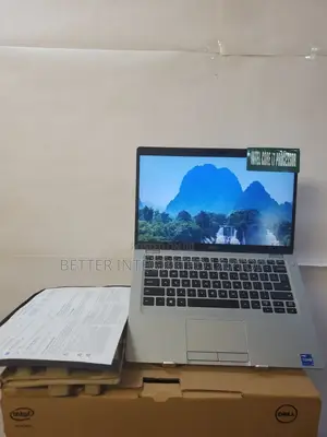New Laptop HP EliteBook 820 8GB Intel Core i5 SSD 512GB
