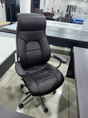 Executive Swivel Office Chair