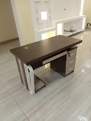 Office Table With Drawer and Store