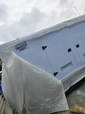 Sp250kva Perkins Diesel Soundproof Generator 100% Copper Coi