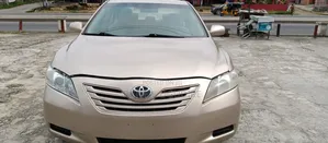 Toyota Camry LE 4dr Sedan (2.4L 4cyl 5A) 2009 Gold