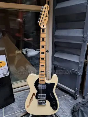 Squier Classic Telecaster Olympic White - Electric Guitar