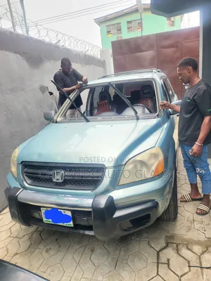 Honda Pilot 2005 Windscreen Glass Available