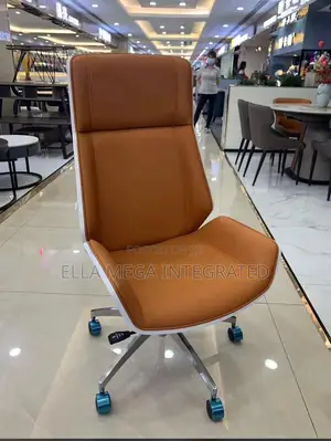 Executive Swivel Office Chair